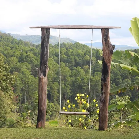 ไร่นิธิสุนทร Nithisoonthon Farmstay Mae Hong Son Exterior photo
