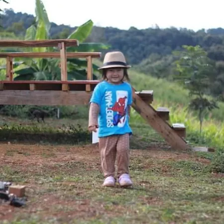 ไร่นิธิสุนทร Nithisoonthon Farmstay Mae Hong Son Exterior photo